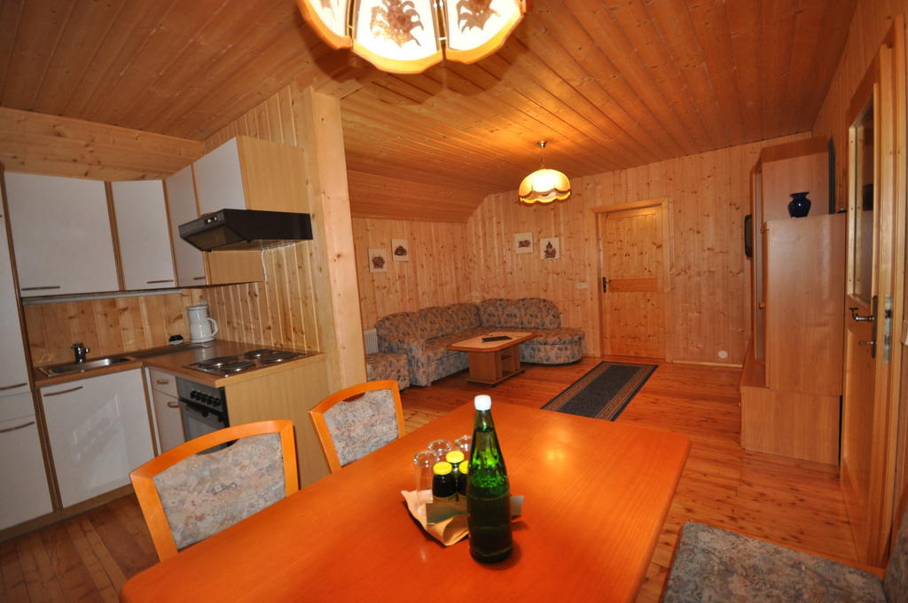 Gasthof Zum Kramer Gurk الغرفة الصورة